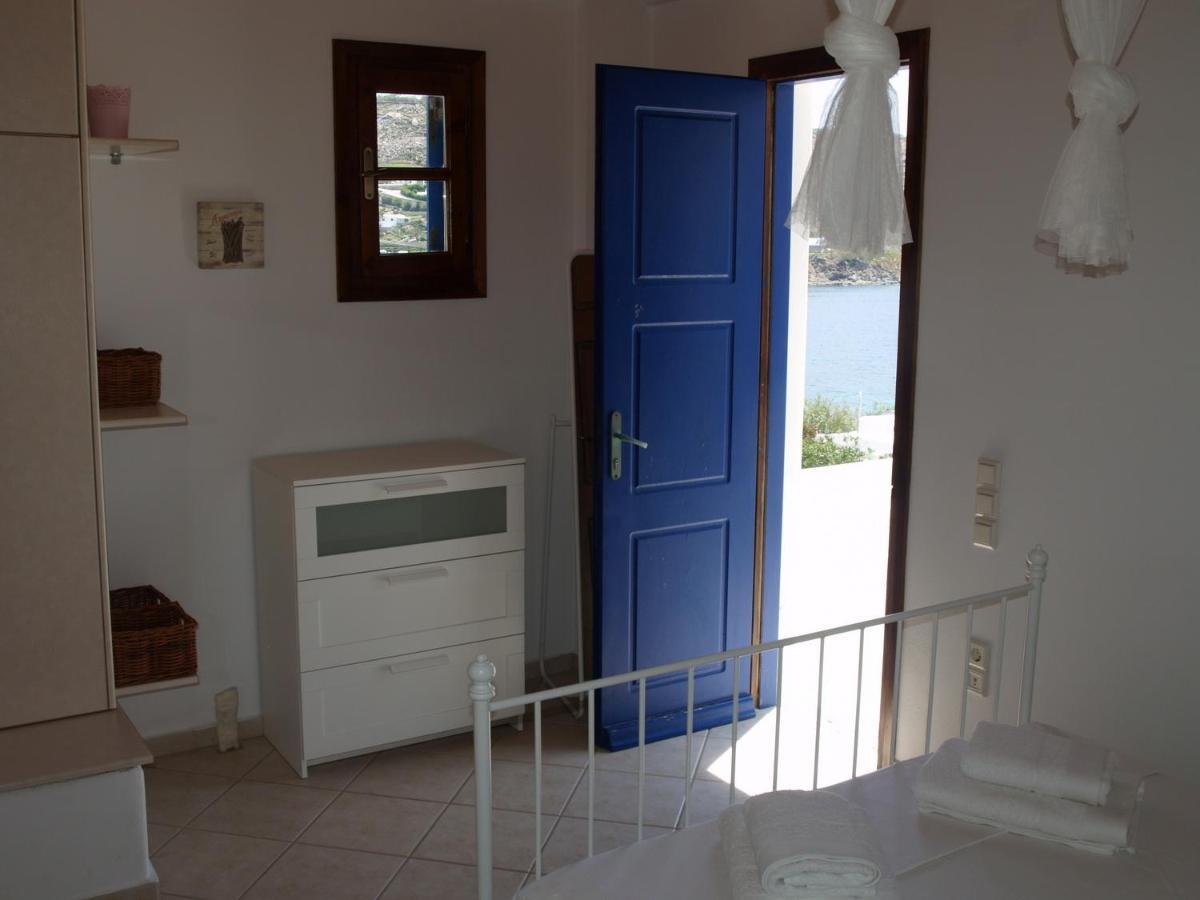 Ornos Seaside Blue Villas Exterior photo